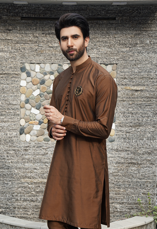 DM 577 Brown Raw Silk Kurta And Trouser With Signature Logo