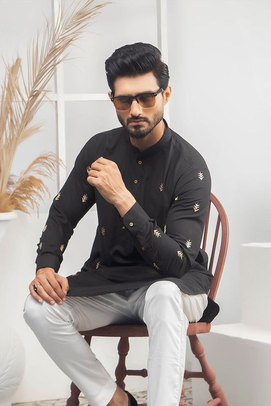 DM 524 Black WIth Gold EMbroided Kurta And Off White Trouser