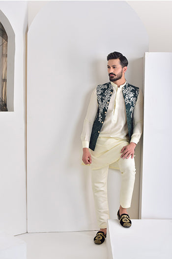 DM WC 1017 Green Silver embroided Waist Coat