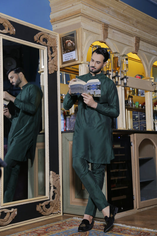 DM572 Green Cotton Silk Kurta Pajama With Velvet Finish For Men